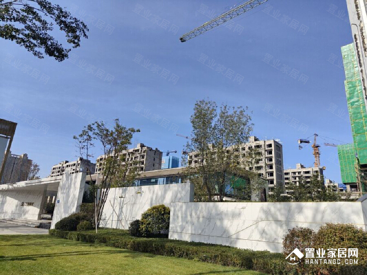 中国铁建